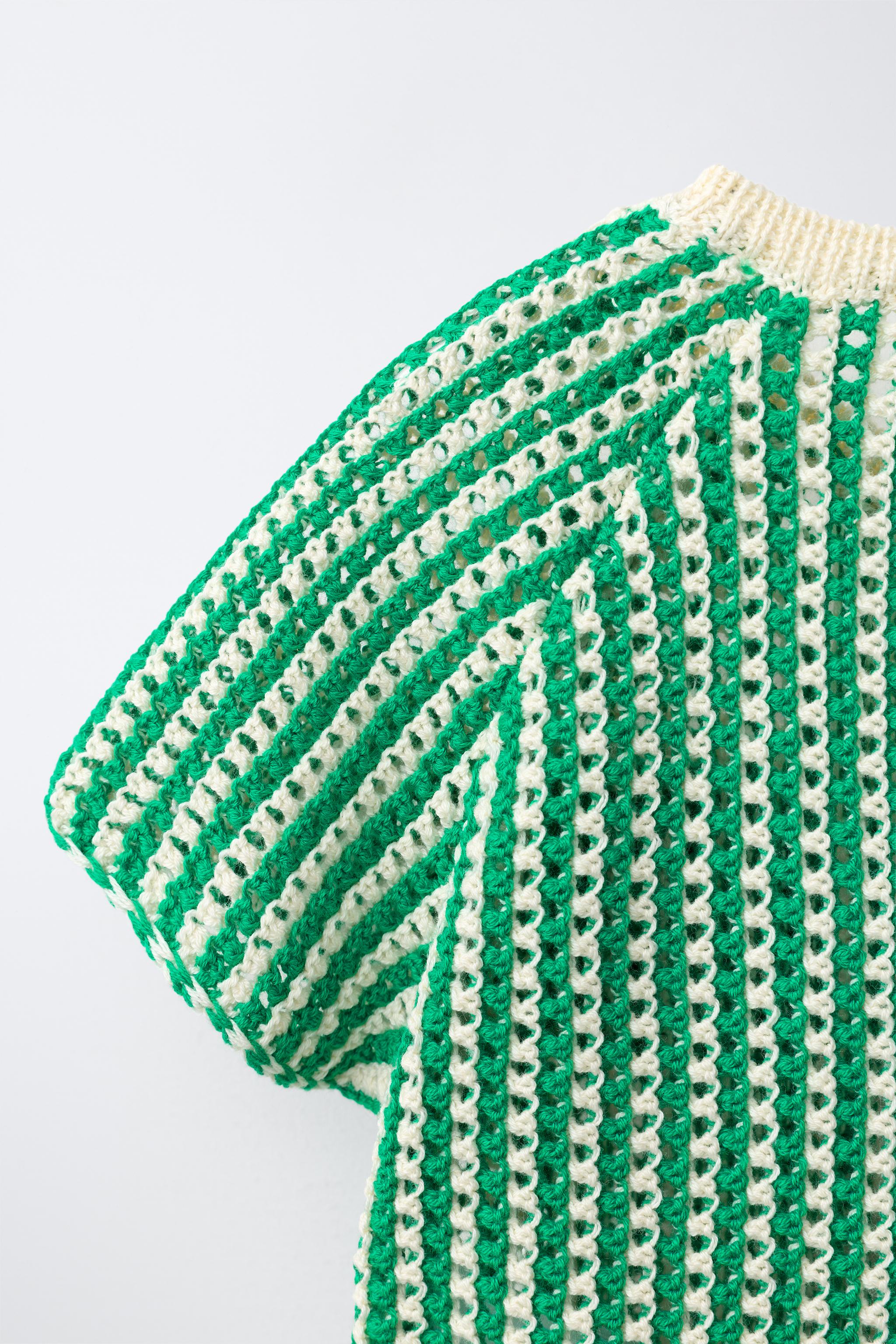 STRIPED KNIT T-SHIRT